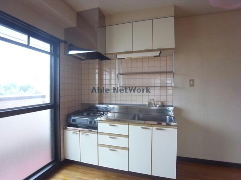  ＣＨＡＭＢＲＥ　ＤＥ　ＣＨＩＣ