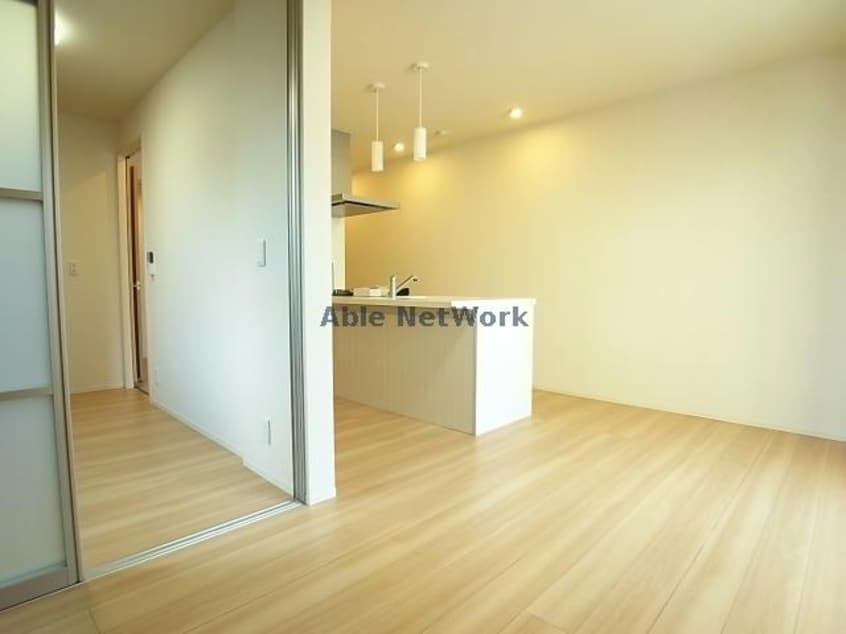 リビング プラティーク安良田