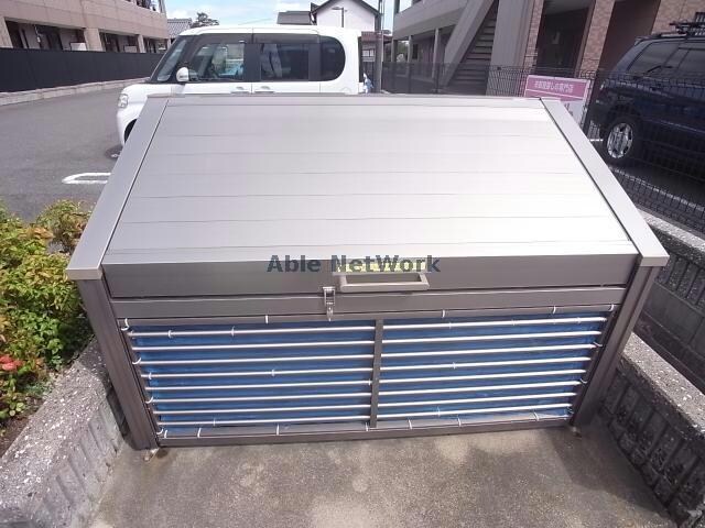  ソレイユ参番館