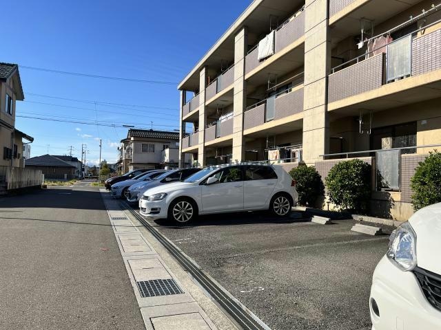 駐車場 メリーホームⅢ