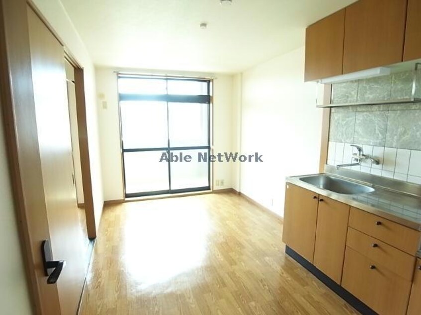  ルミナスコート