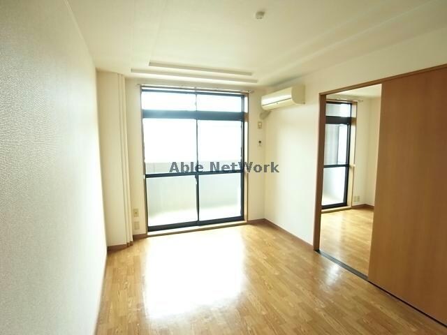  ルミナスコート