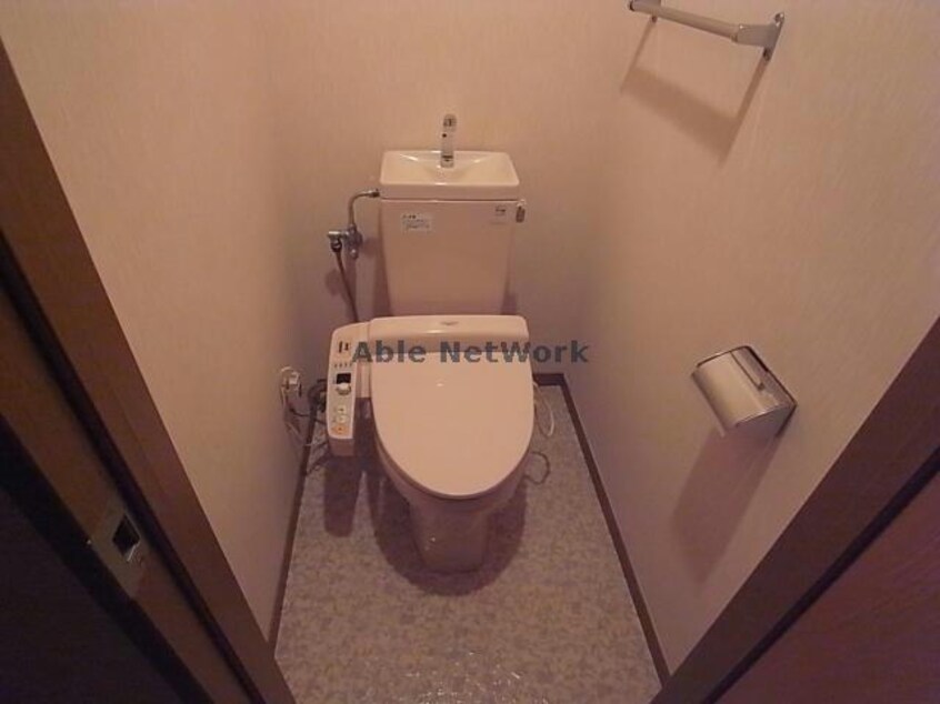 トイレ アミティ21