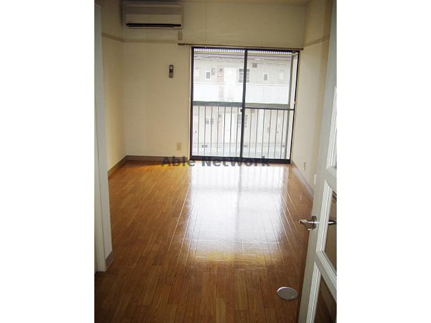 洋室 ムーンライト　旭