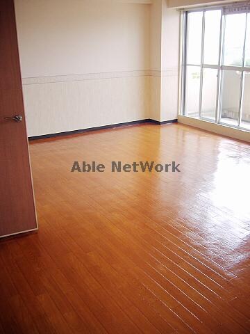 リビング カサ・グランデ壱番館