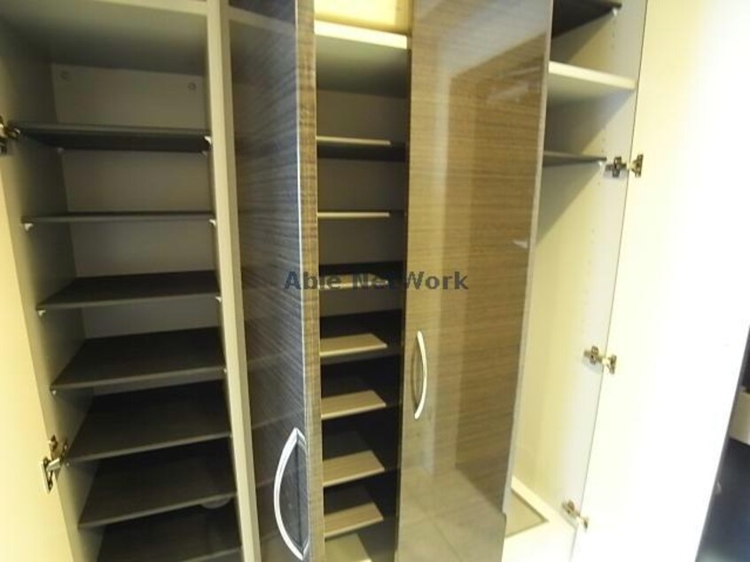 ｼｭｰｽﾞﾎﾞｯｸｽ 岐阜シティタワー43