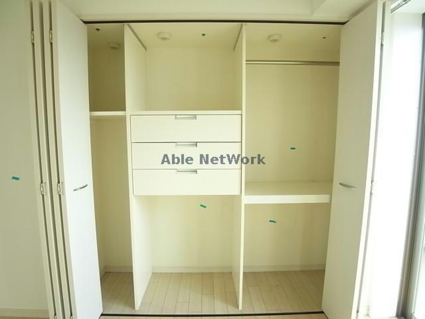 洋室８帖の収納 岐阜シティタワー43
