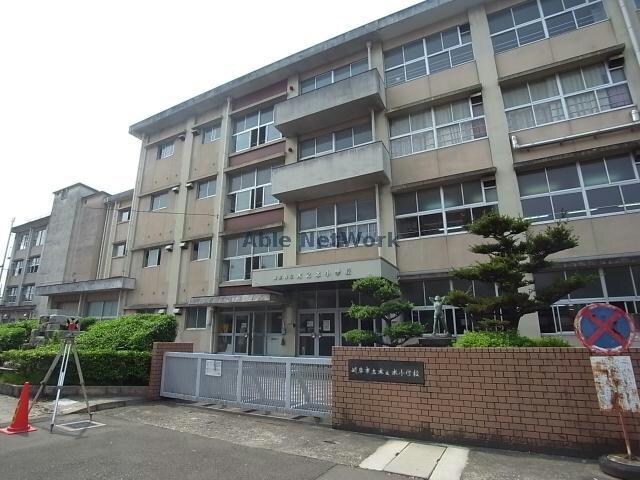 岐阜市立木之本小学校(小学校)まで769m 多恵第二ビル