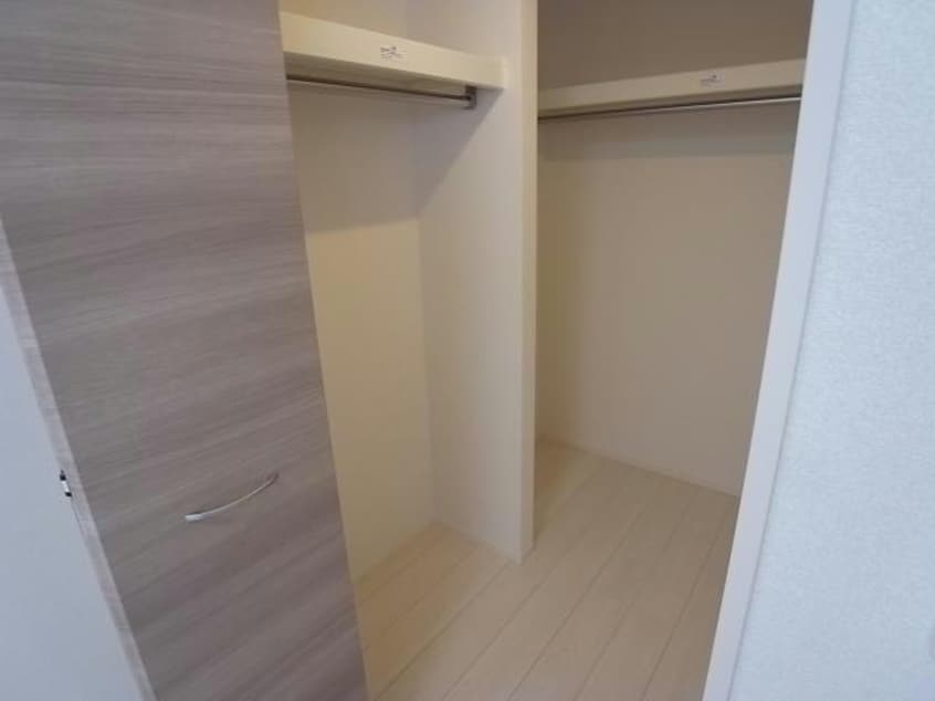  コンフォルト白山