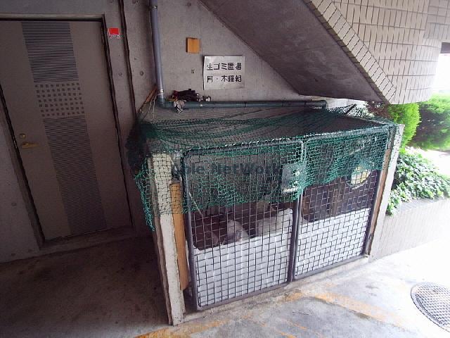  ＬＥ・ＤＯＭＥ（アビタシオン　ル・ドーム）