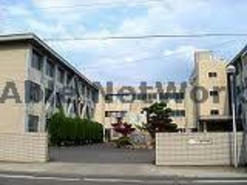 岐阜市立厚見中学校(中学校/中等教育学校)まで700m マイタウン茶所