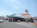 カネスエ三里店(スーパー)まで896m インプレス錦
