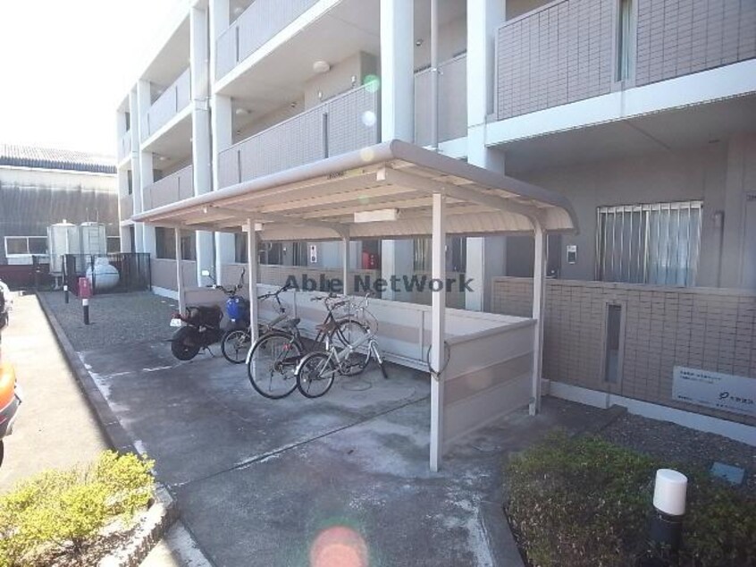 駐輪場 グロワール