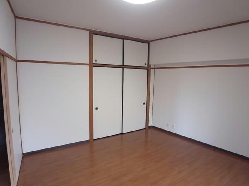  エスポワールイトウ