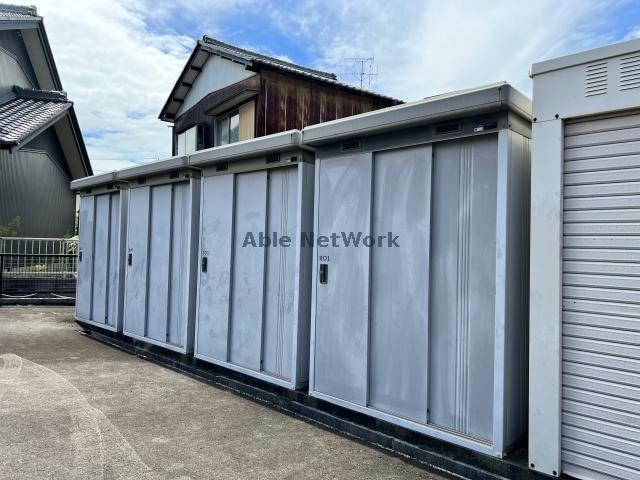 物置 Salt Valley Court