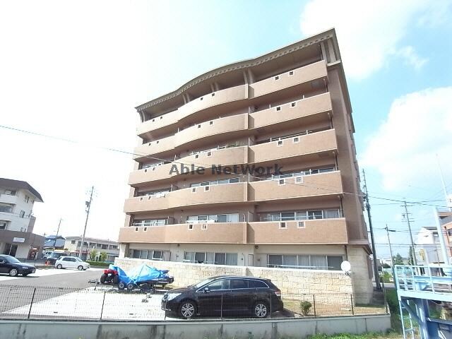 外観 クリスタルパレス