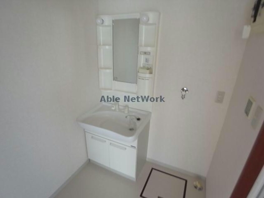 洗面脱衣所 クリスタルパレス