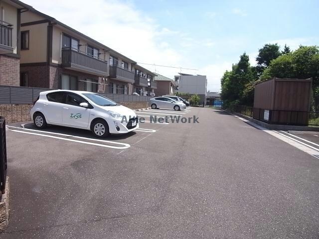 駐車場 リビングタウン本郷