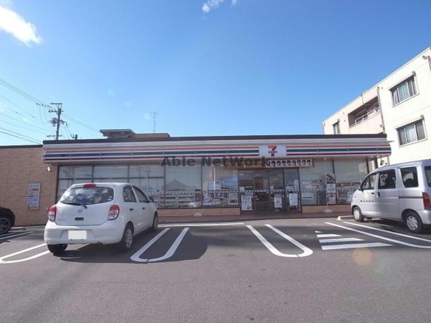 セブンイレブン岐阜茜部本郷1丁目店(コンビニ)まで333m セジュール三松