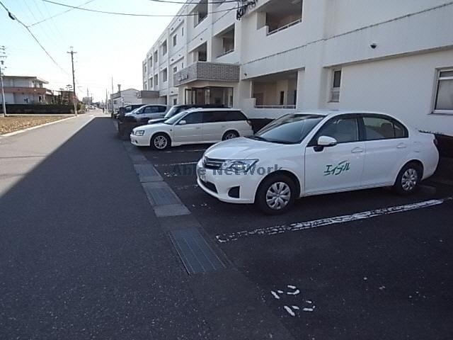 駐車場 メゾン・ブランシュ