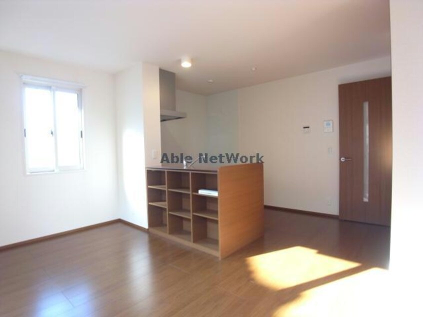  シャルマン　アカネ