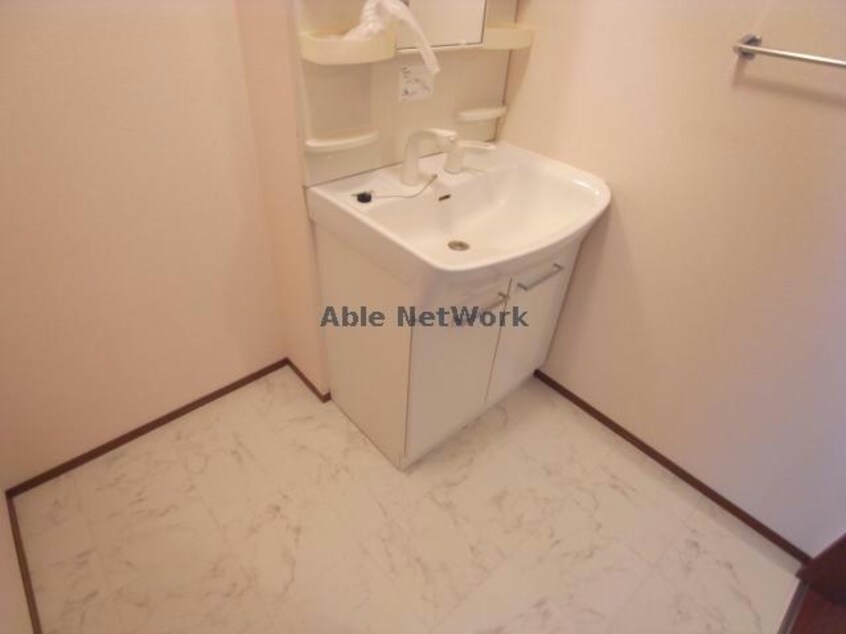  シャルマン　アカネ