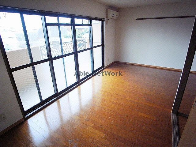 LDK スモールマロン城東