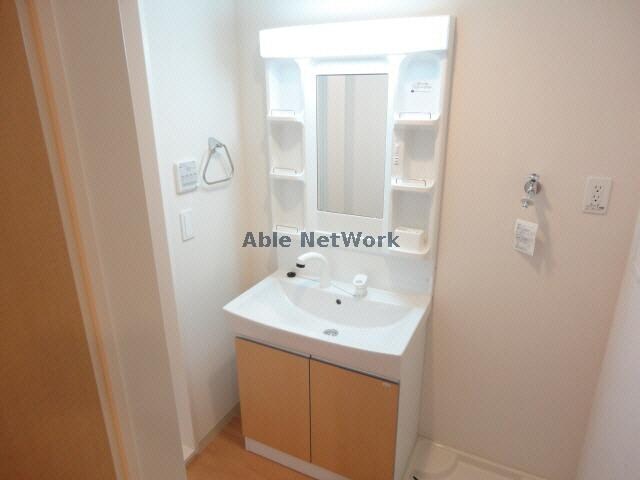 ｼｬﾝﾌﾟｰﾄﾞﾚｯｻｰ ランドスケープＡＮＤＯⅡ