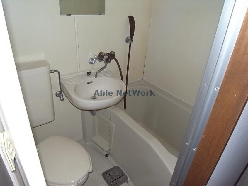 バス／シャワールーム等 メゾン安田