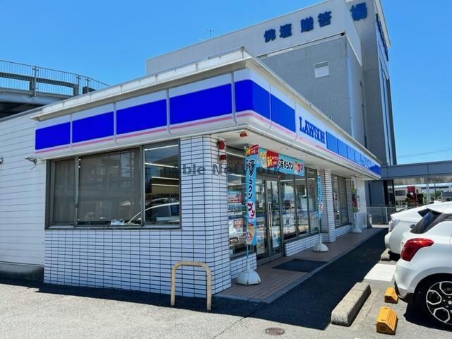 ローソン岐阜六条店(コンビニ)まで398m Ｗｉｓｔｅｒｉａ六条Ⅱ