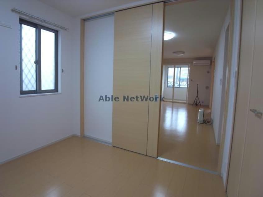 洋室 エスポワール宇佐南