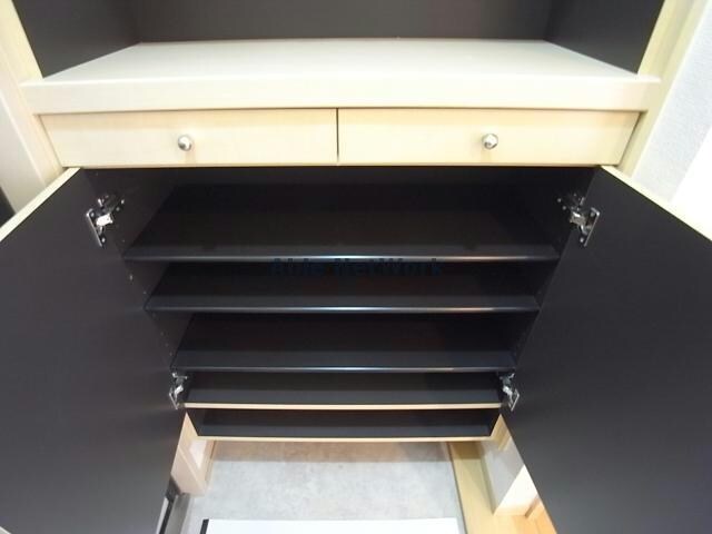 下足入れ ドミール六条