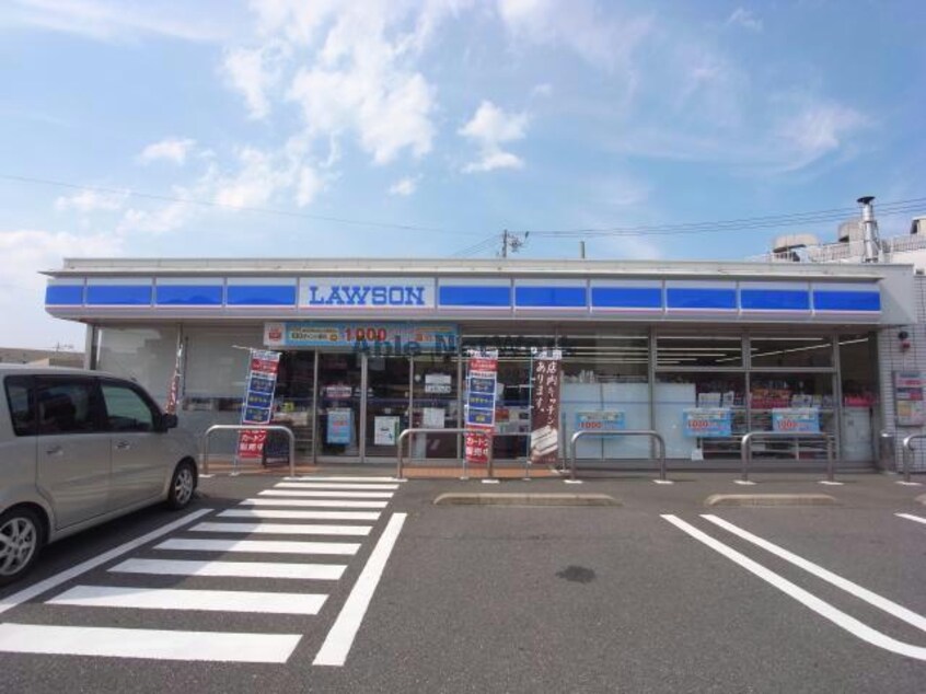 ローソン岐阜六条大溝店(コンビニ)まで374m カメーリエ大溝