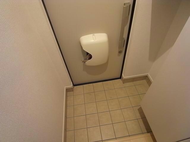 玄関回り カレント　ヒガシウズラＢ　Ⅰ