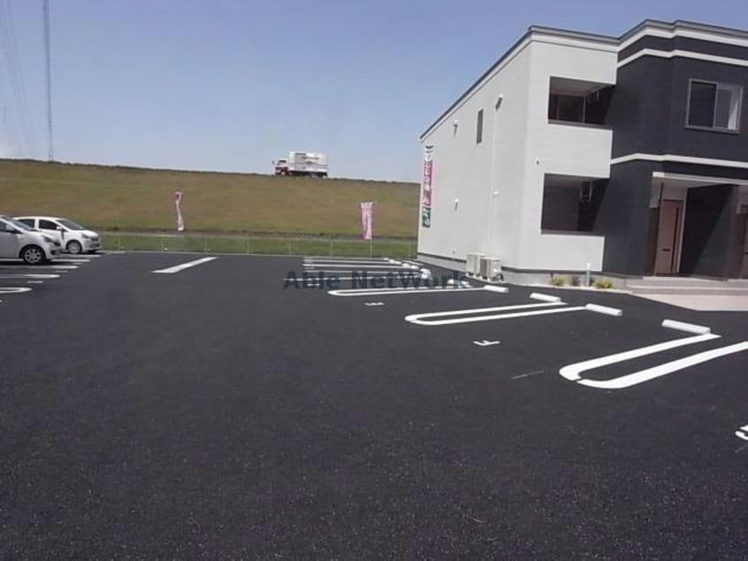 駐車場 バーラム