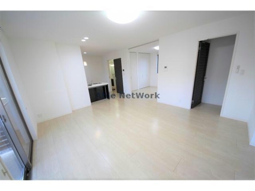 広々リビングダイニング エスポワールGIYOU C