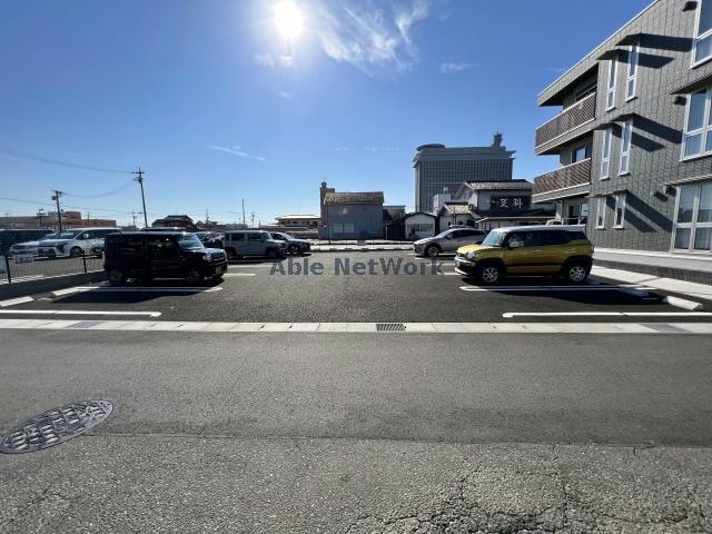 駐車場 MAISON　METEOR（メゾン　ミーティア）