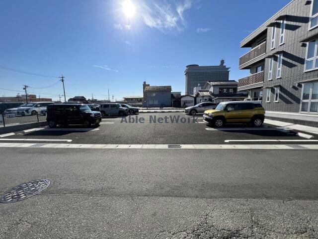 駐車場 MAISON　METEOR（メゾン　ミーティア）