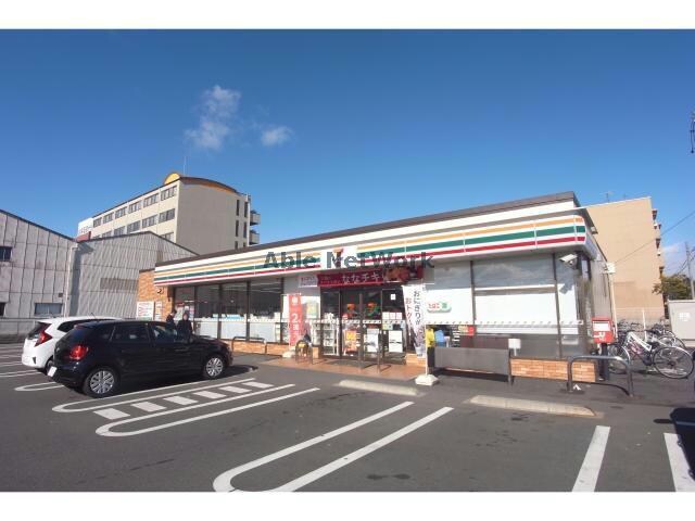 セブンイレブン岐阜東うずら店(コンビニ)まで314m Arietta（ｱﾘｴｯﾀ）