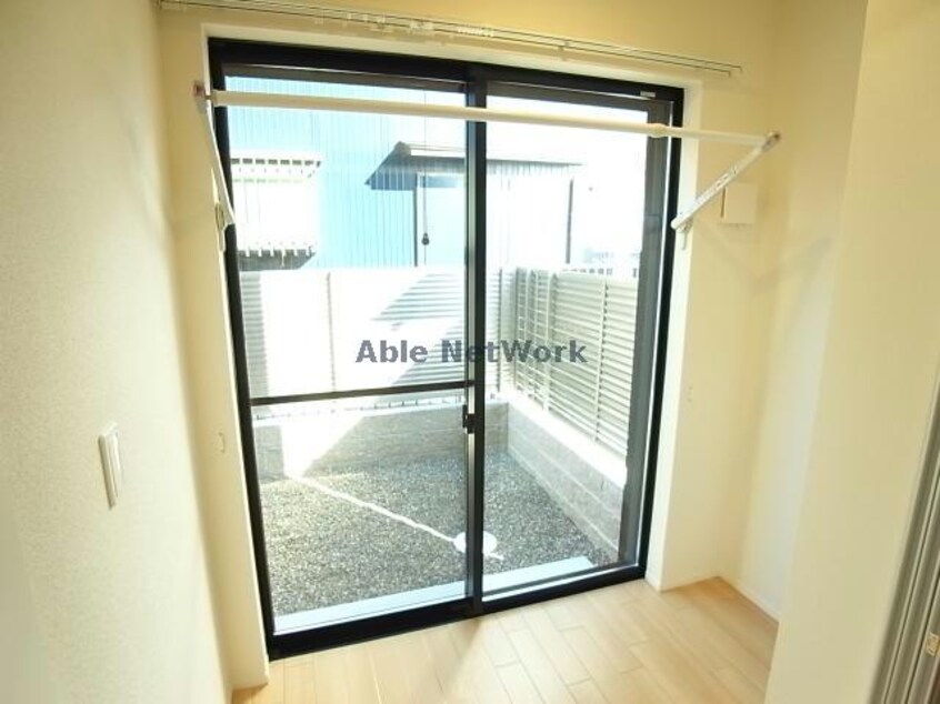  メゾン　ド　アッシュ