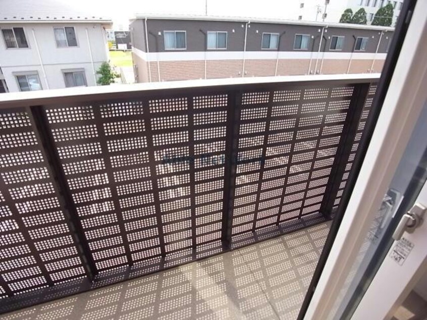 ベランダ アネシス県庁東