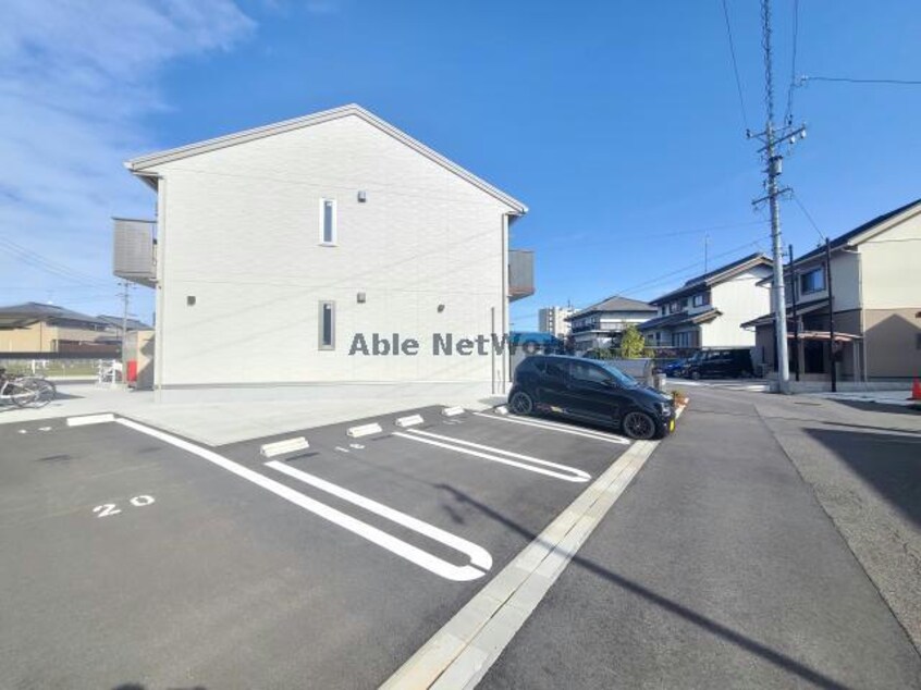  ルミナーレ・アイ　S棟