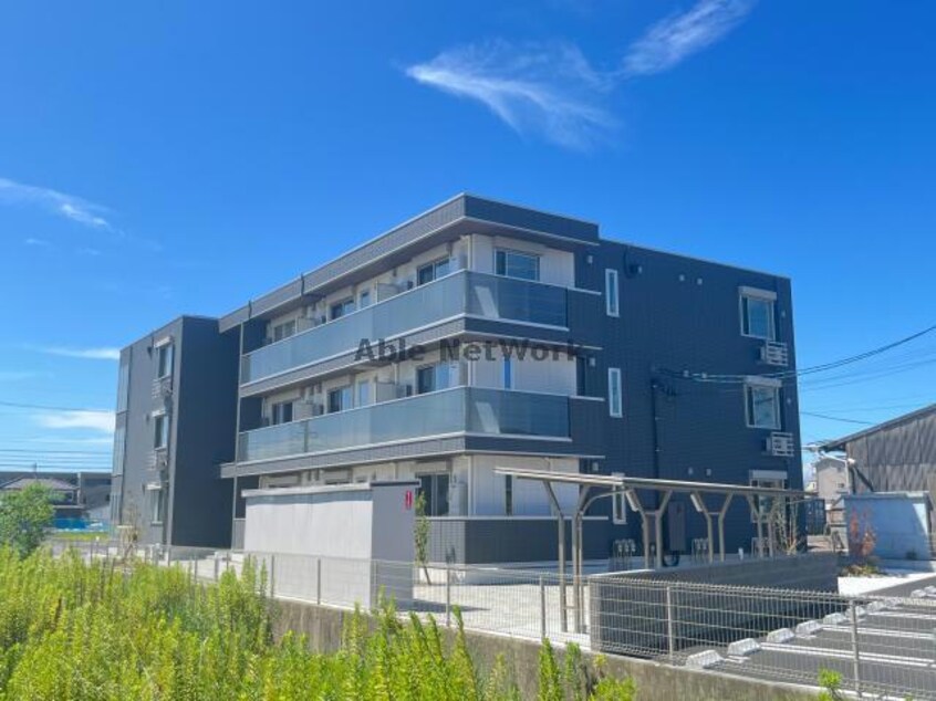 トリシア西岐阜