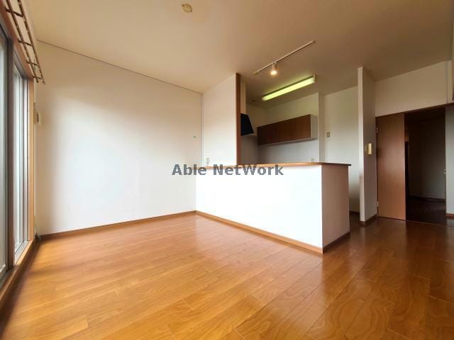  アクシス参番館