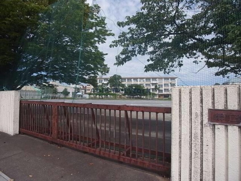 岐阜市立徹明さくら小学校(小学校)まで863m※岐阜市立徹明さくら小学校 アクシス参番館