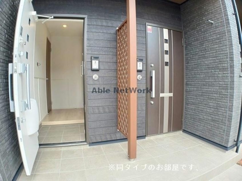  ヴィラ　セレニティ