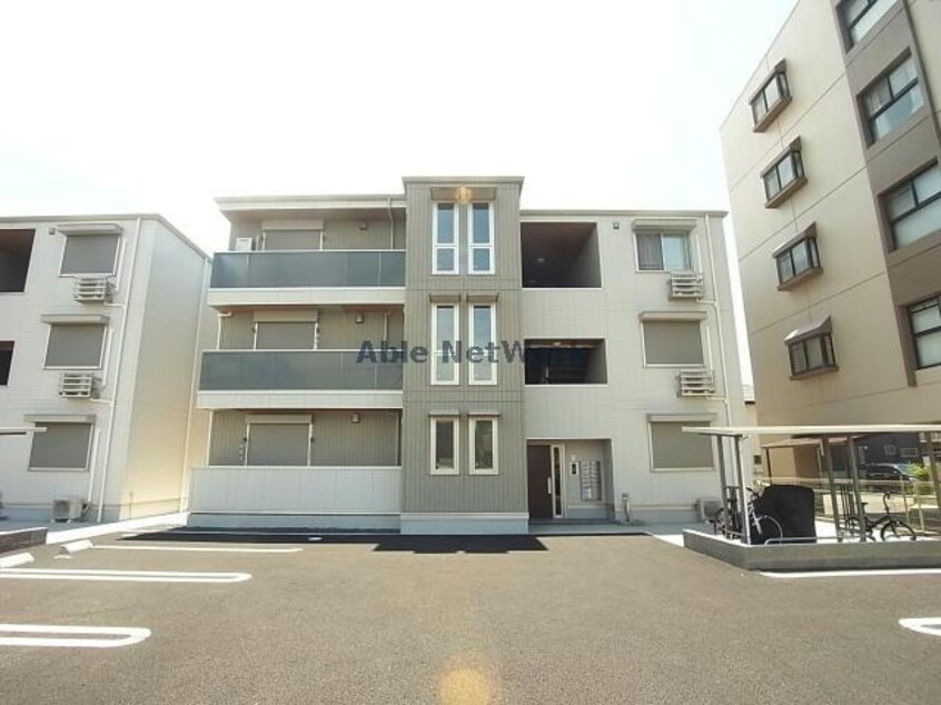  Grand(グラン)／Avan(アバン)