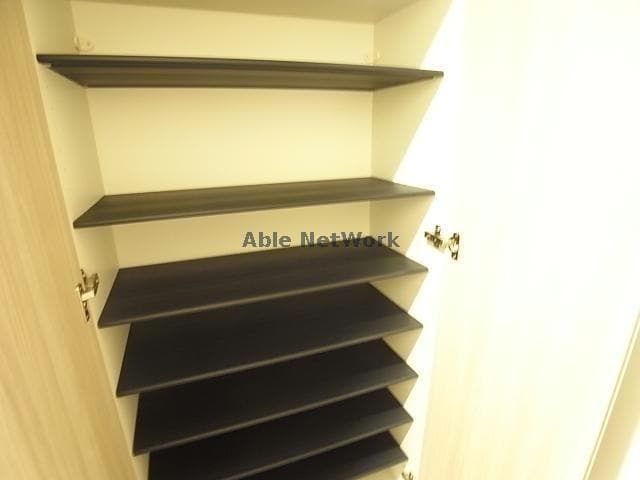 シューズボックス ル・メゾン美園