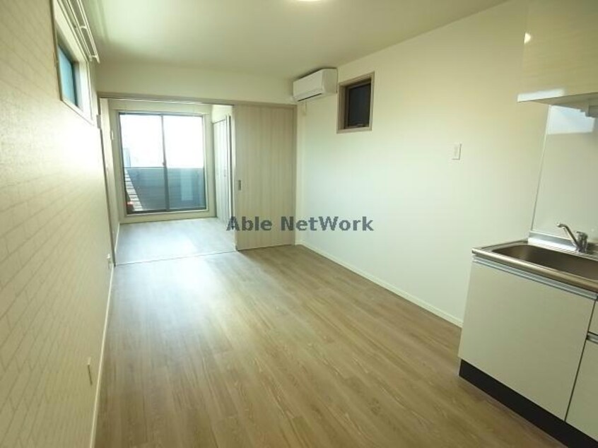  ル・メゾン美園