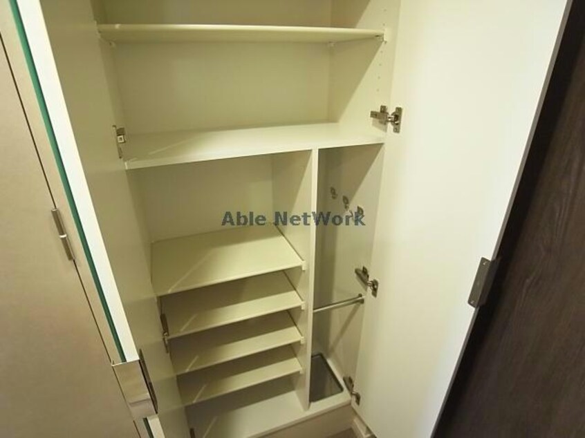 シューズボックス プレサンス岐阜ゼクシス